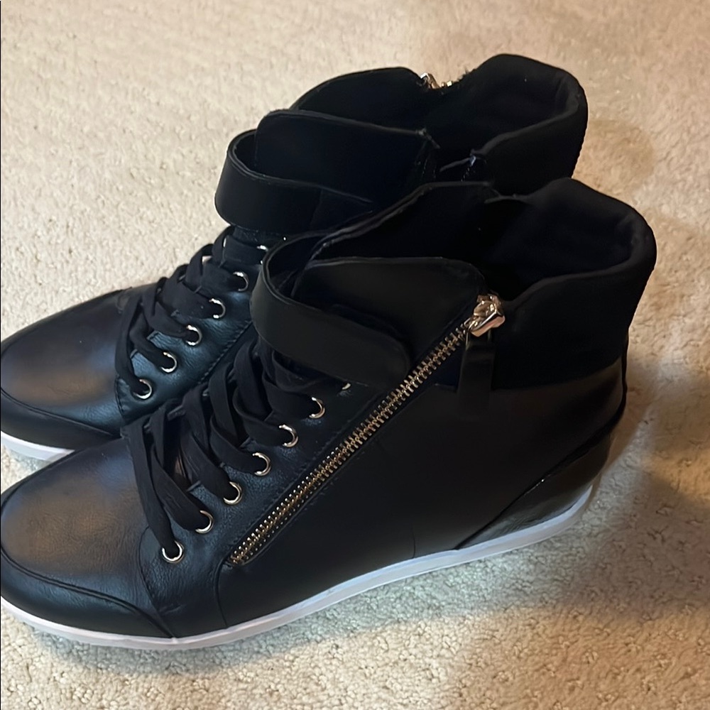 Mix No. 6 Black High-Top Sneakers with Side Zipper